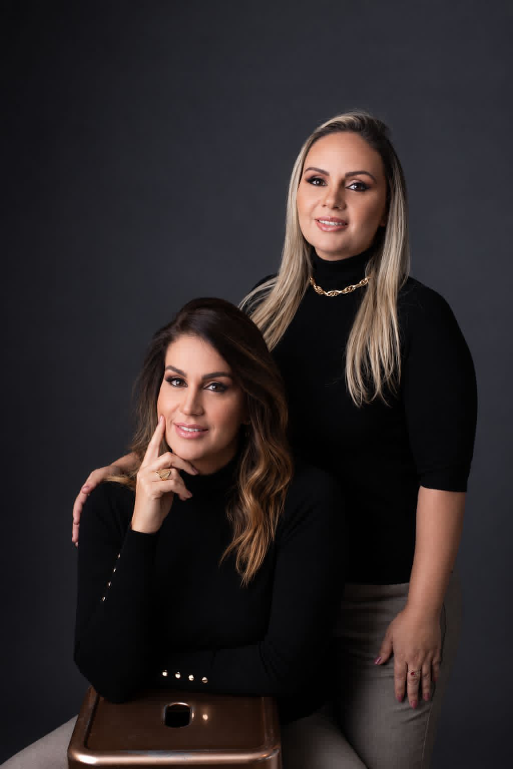 Dra. Carolina e Dra. Janaína de Faria Machado, fundadoras das Irmãs HOF